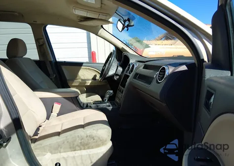 2008 Ford Taurus X Sel z USA, uszkodzony, nr VIN 1FMDK02W48GA03155